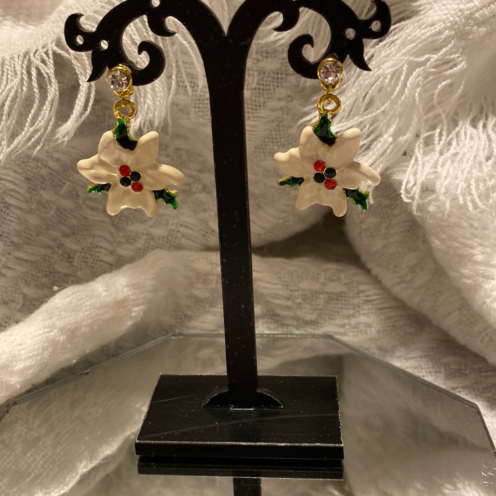 Poinsettia and Rhinestone Enamel Vintage Christmas pieced Earrings!